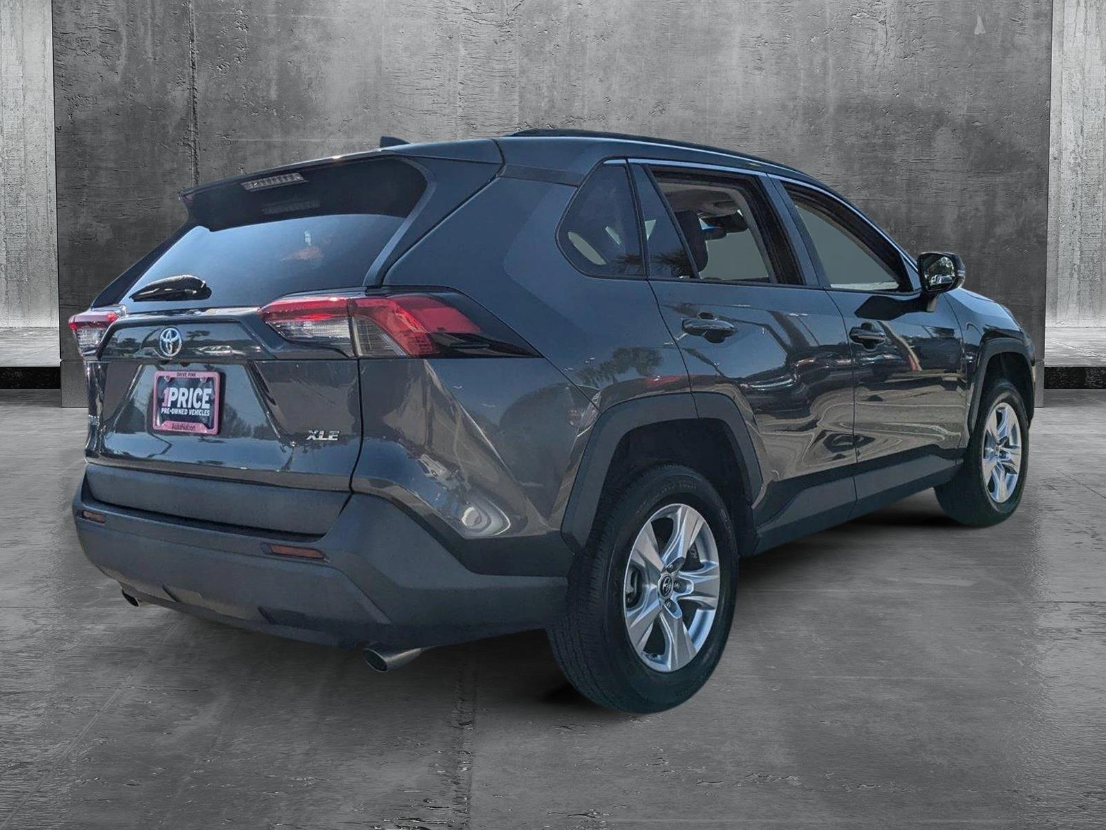 2019 Toyota RAV4 Vehicle Photo in Winter Park, FL 32792