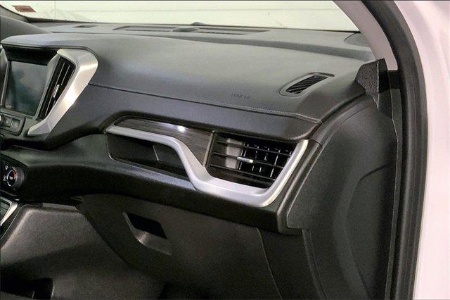 2024 GMC Terrain Vehicle Photo in KANSAS CITY, MO 64114-4502