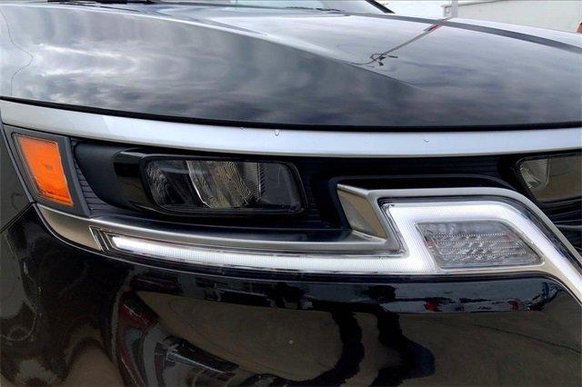 2024 Kia Carnival Vehicle Photo in TOPEKA, KS 66609-0000