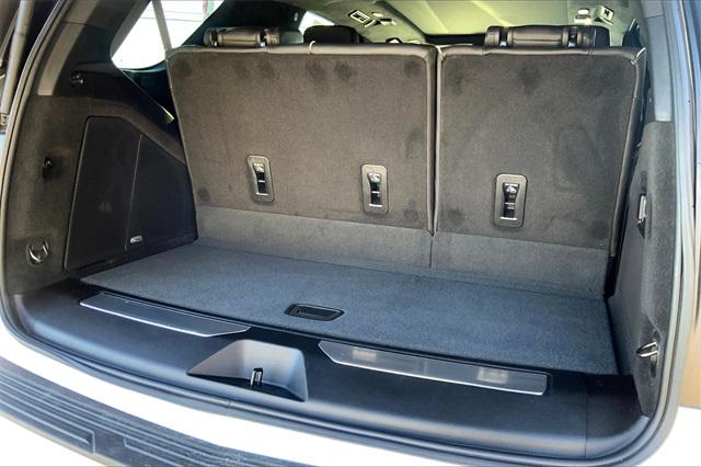 2023 Cadillac Escalade Vehicle Photo in KANSAS CITY, MO 64114-4545