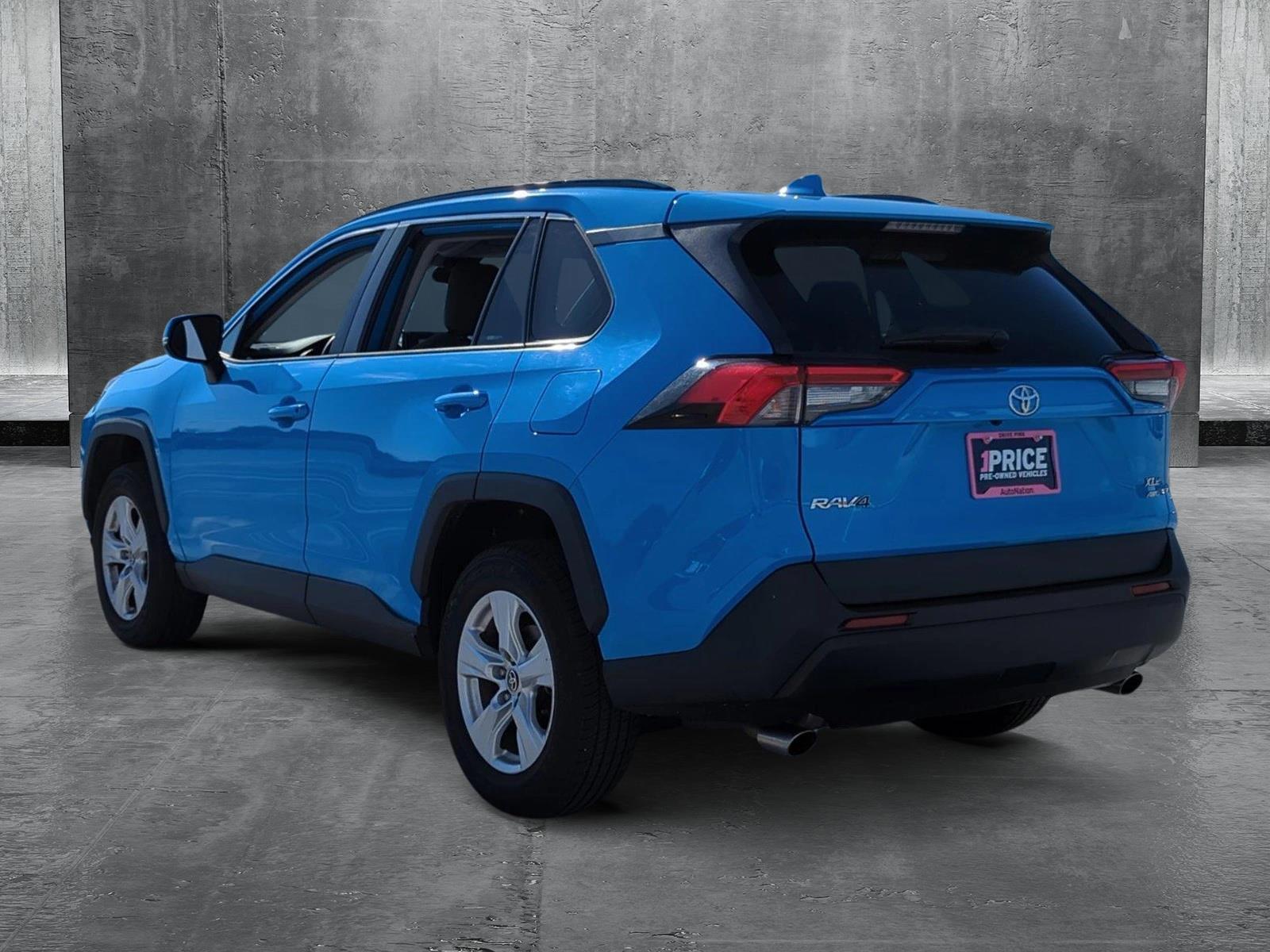 2021 Toyota RAV4 Vehicle Photo in Ft. Myers, FL 33907