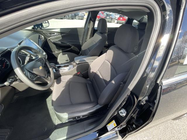 2024 Chevrolet Malibu Vehicle Photo in BENTONVILLE, AR 72712-4322