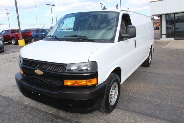 2023 Chevrolet Express Cargo 2500 Vehicle Photo in SAINT CLAIRSVILLE, OH 43950-8512