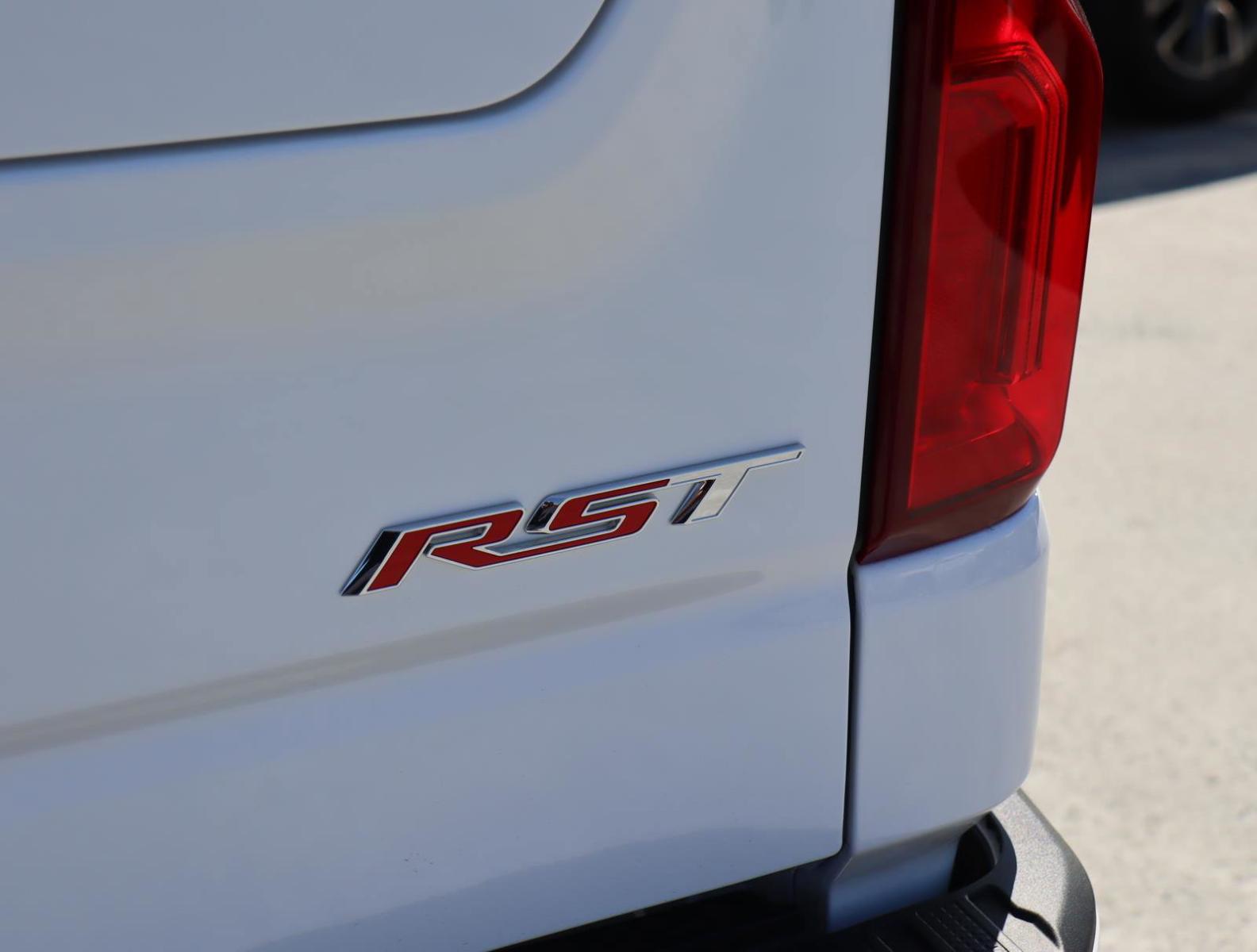 2025 Chevrolet Silverado 1500 Vehicle Photo in LOS ANGELES, CA 90007-3794