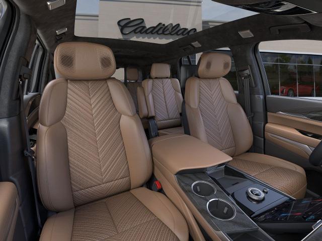 2025 Cadillac ESCALADE IQ Vehicle Photo in GREEN BAY, WI 54303-3330
