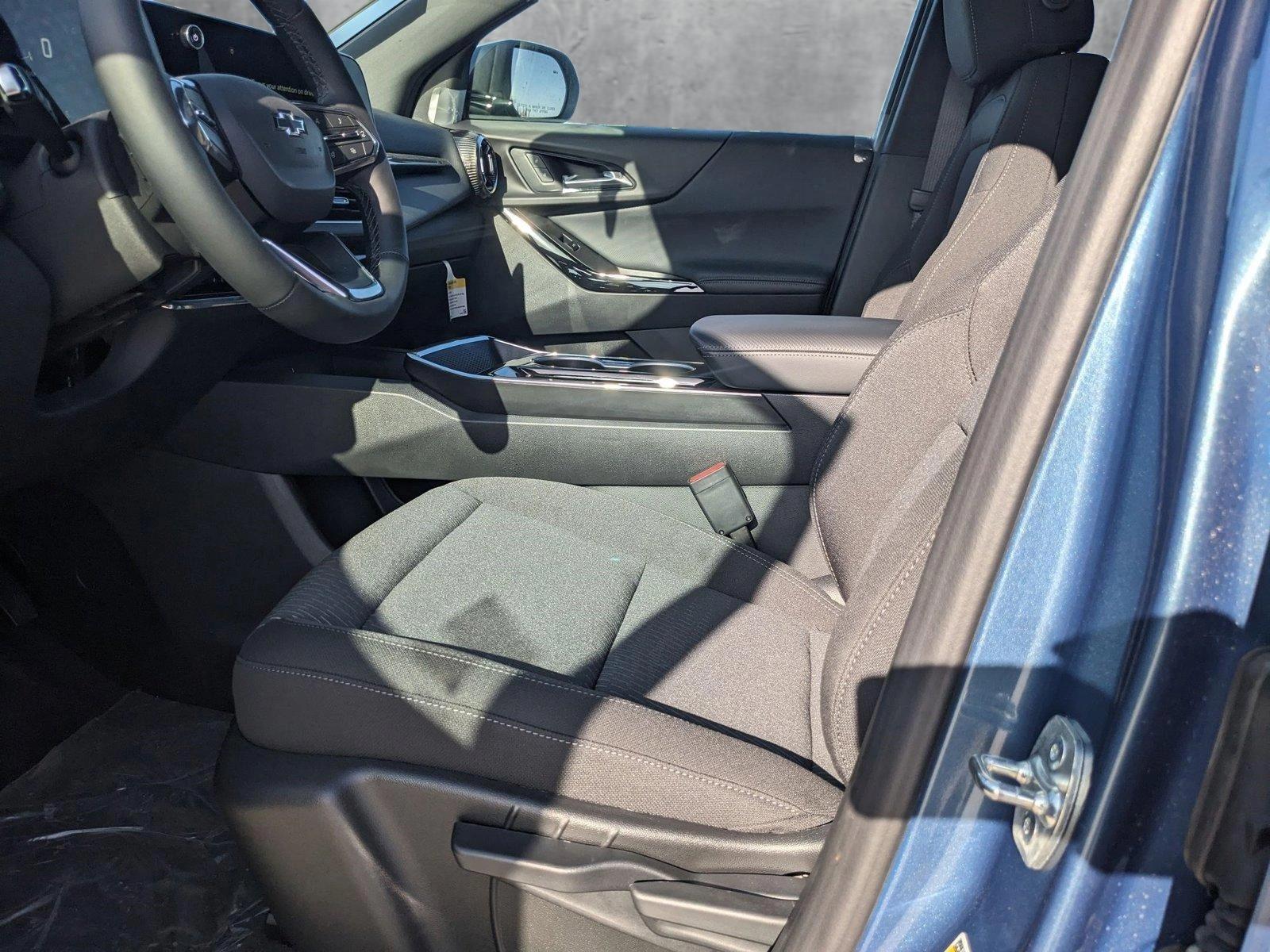 2025 Chevrolet Equinox Vehicle Photo in MIAMI, FL 33172-3015