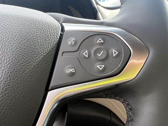 2023 Chevrolet Traverse Vehicle Photo in Roslyn, NY 11576