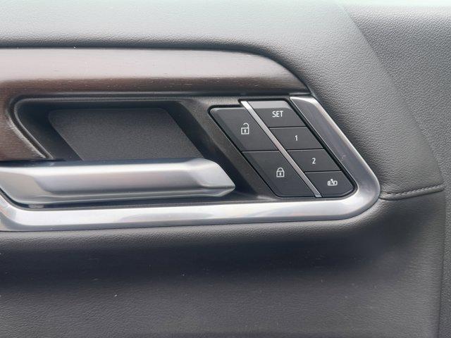 2024 GMC Sierra 2500 HD Vehicle Photo in LEOMINSTER, MA 01453-2952