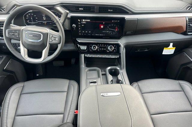 2025 GMC Sierra 2500 HD Vehicle Photo in STOCKTON, CA 95212-2838