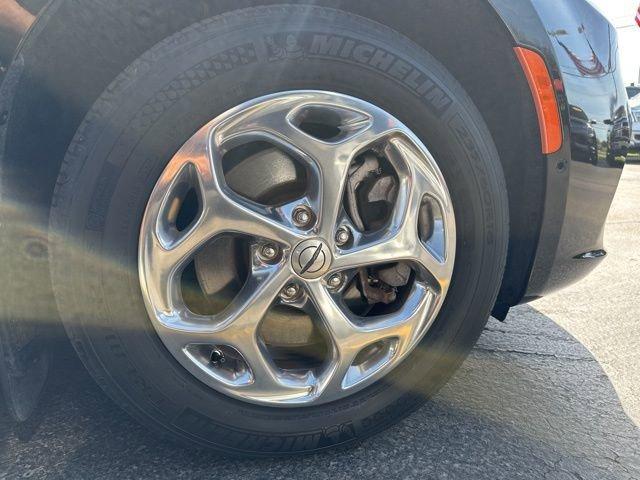 2021 Chrysler Pacifica Vehicle Photo in MEDINA, OH 44256-9631
