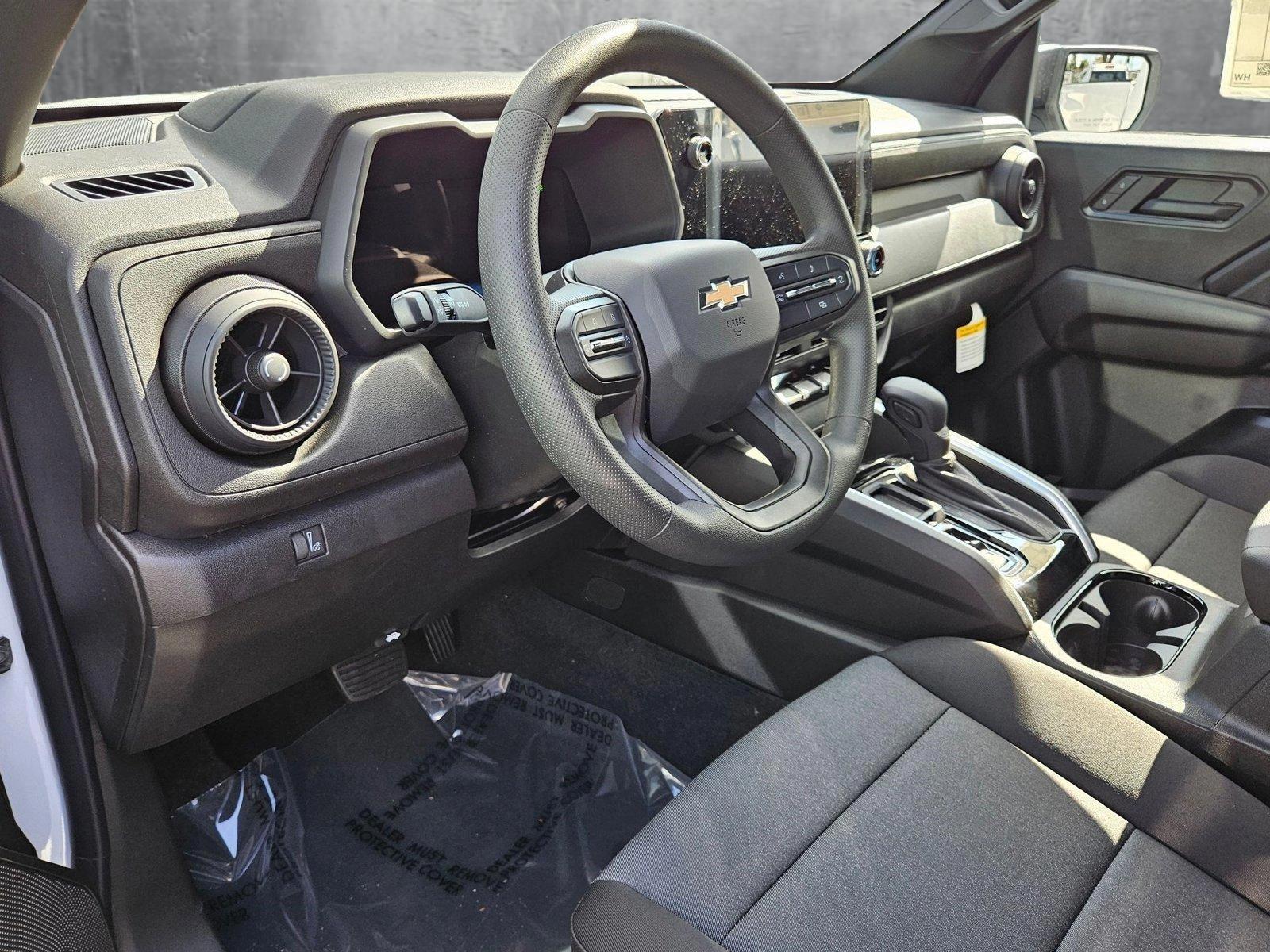 2025 Chevrolet Colorado Vehicle Photo in GREENACRES, FL 33463-3207