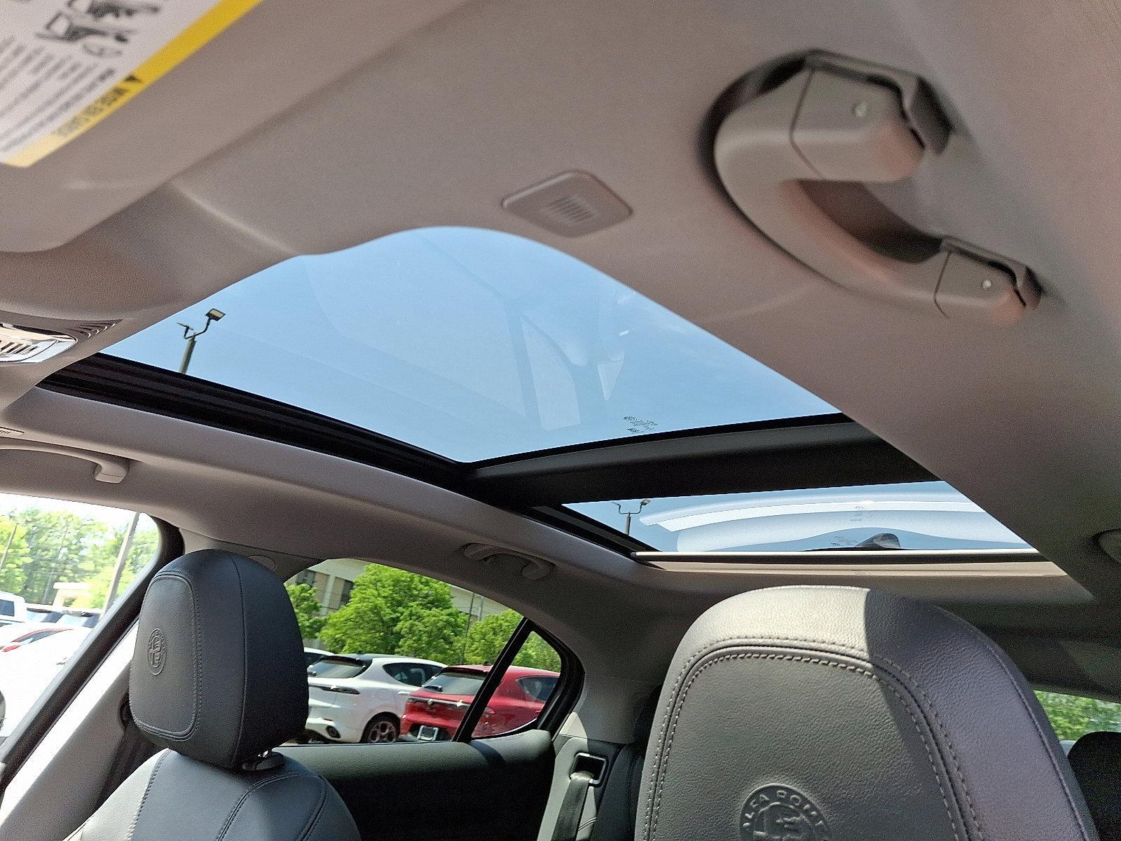 2021 Alfa Romeo Stelvio Vehicle Photo in Willow Grove, PA 19090