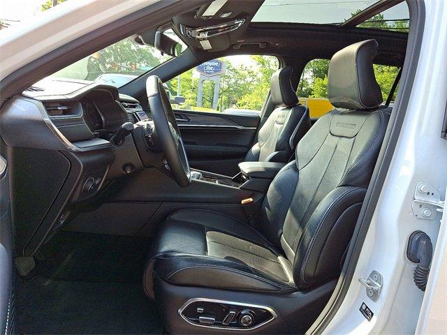 2021 Jeep Grand Cherokee L Vehicle Photo in Willow Grove, PA 19090