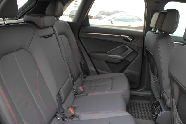 2025 Audi Q3 Vehicle Photo in SUGAR LAND, TX 77478