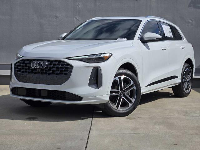 2025 Audi Q5 Vehicle Photo in SUGAR LAND, TX 77478
