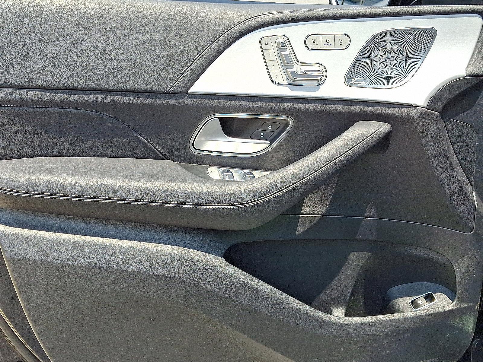 2024 Mercedes-Benz GLS Vehicle Photo in BETHLEHEM, PA 18017-9401