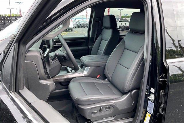 2025 Chevrolet Silverado 3500 HD Vehicle Photo in INDEPENDENCE, MO 64055-1314