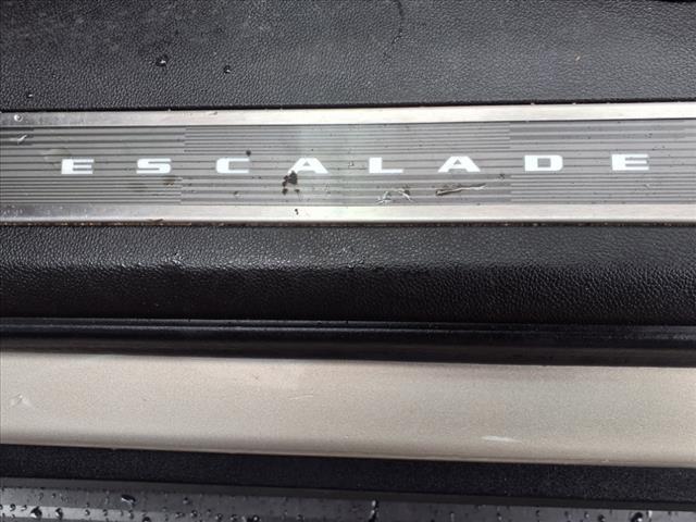 2021 Cadillac Escalade ESV Vehicle Photo in SMITHTOWN, NY 11787-5023