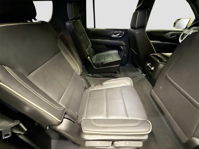 2023 GMC Yukon XL Vehicle Photo in EVERETT, WA 98203-5662