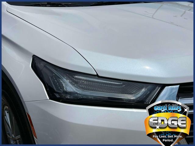 2023 Chevrolet Traverse Vehicle Photo in Roslyn, NY 11576