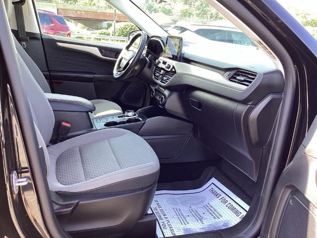 2022 Ford Escape Vehicle Photo in GARDNER, MA 01440-3110