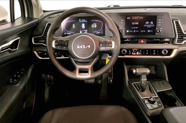 2024 Kia Sportage Vehicle Photo in Lees Summit, MO 64086