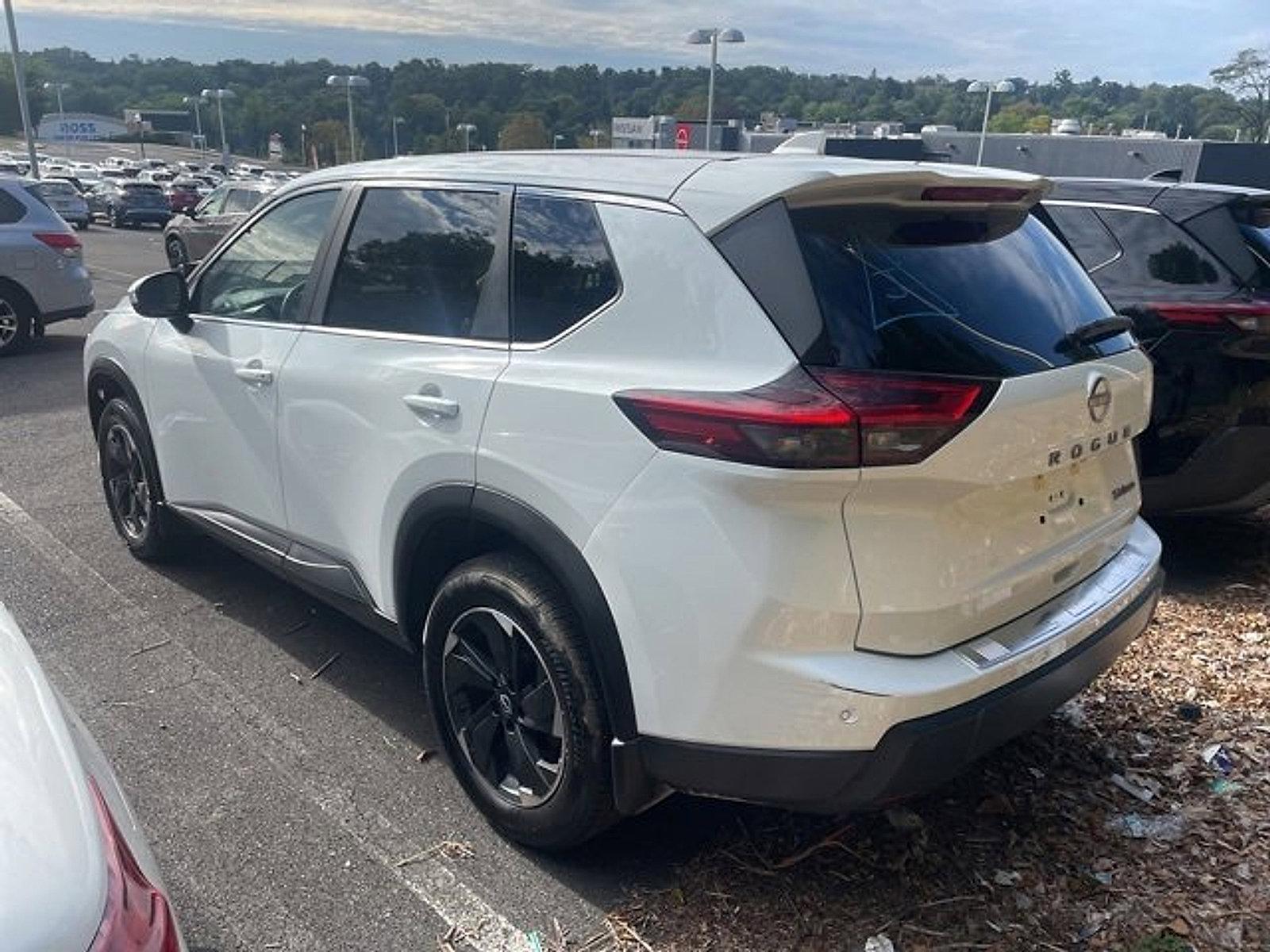 2024 Nissan Rogue Vehicle Photo in Jenkintown, PA 19046