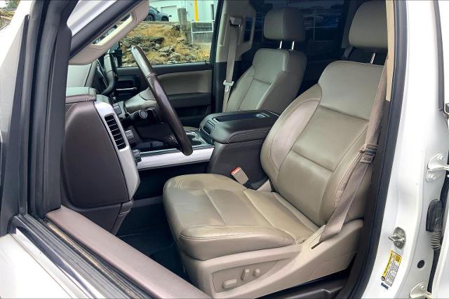 2015 Chevrolet Silverado 2500 HD Vehicle Photo in KANSAS CITY, MO 64114-4502