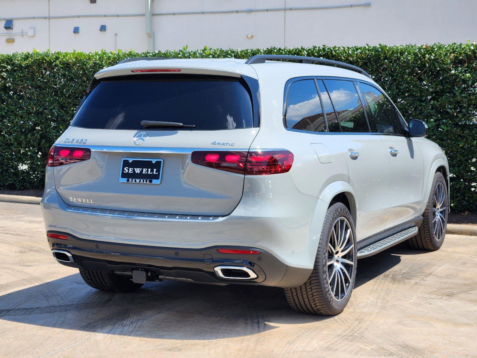 2025 Mercedes-Benz GLS Vehicle Photo in HOUSTON, TX 77079