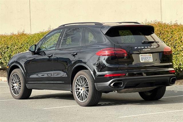 2017 Porsche Cayenne Platinum Edition photo 6