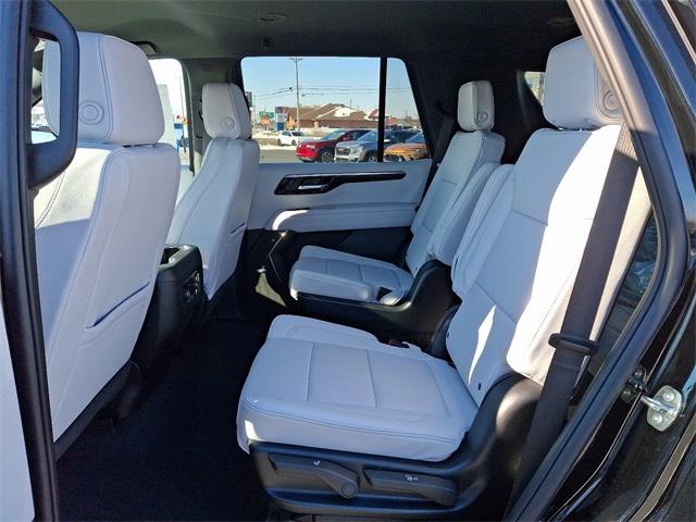 2025 Chevrolet Tahoe Vehicle Photo in LEWES, DE 19958-4935