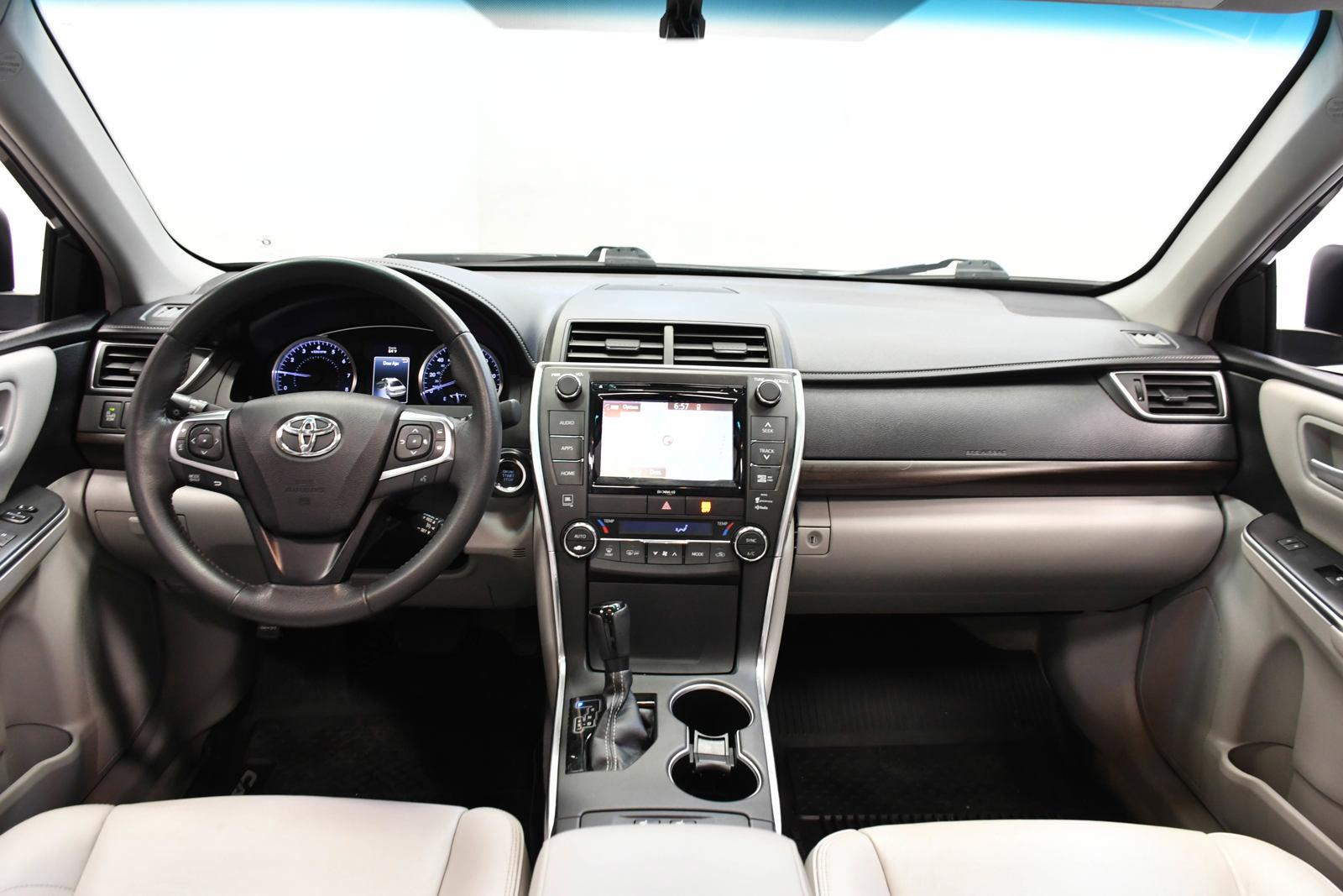 2017 Toyota Camry Vehicle Photo in DALLAS, TX 75235