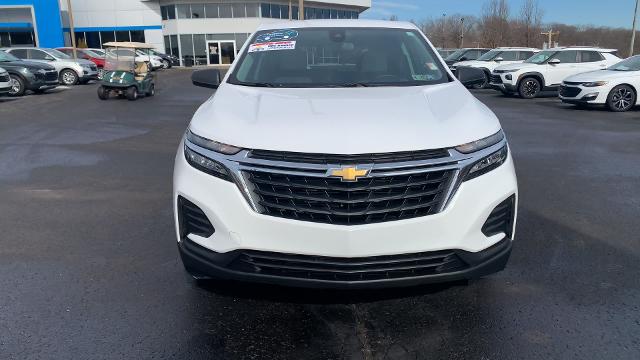 2023 Chevrolet Equinox Vehicle Photo in MOON TOWNSHIP, PA 15108-2571