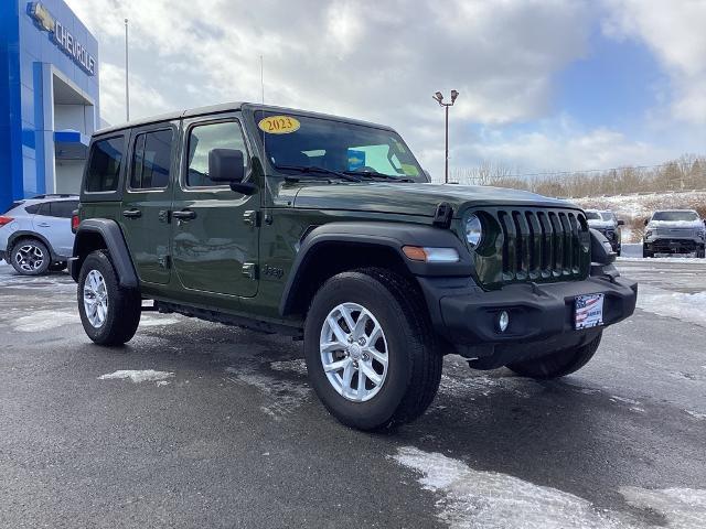 2023 Jeep Wrangler Vehicle Photo in Gardner, MA 01440