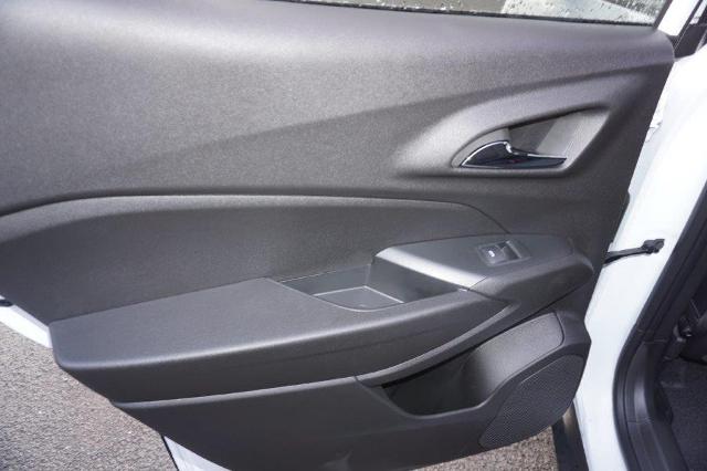 2025 Chevrolet Trax Vehicle Photo in FAIRMONT, WV 26554-2318