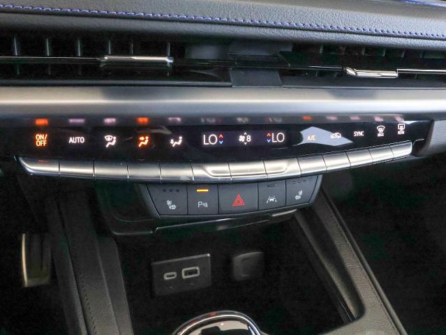 2024 Cadillac XT4 Vehicle Photo in Dallas, TX 75209