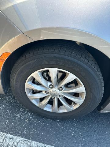Used 2017 Chrysler Pacifica Touring-L with VIN 2C4RC1BG7HR653893 for sale in Spring Hill, FL