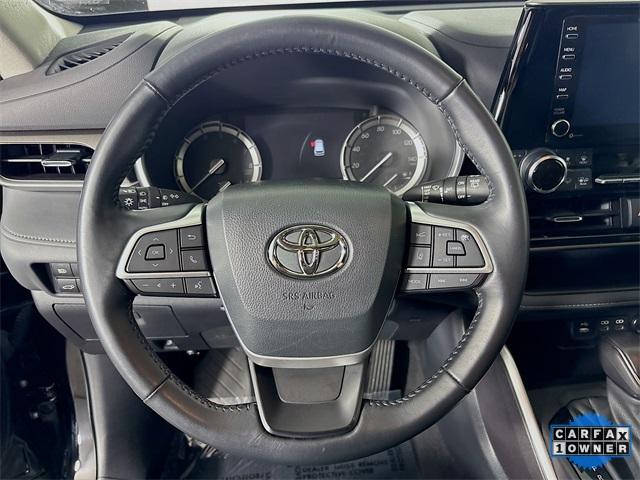 2022 Toyota Highlander Vehicle Photo in Puyallup, WA 98371