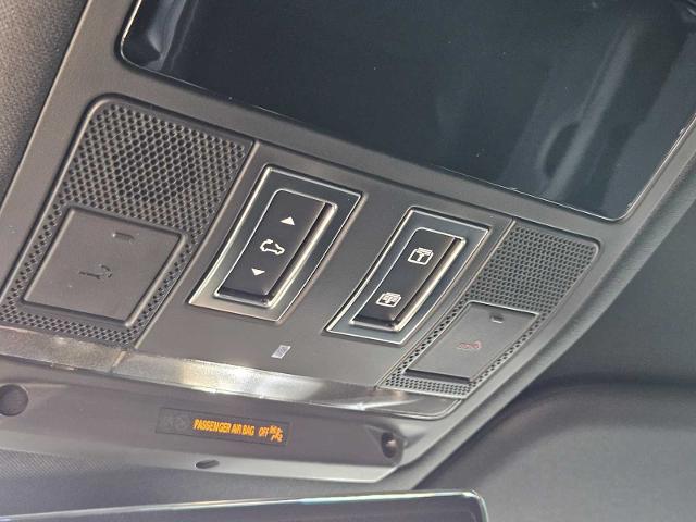 2025 Defender Vehicle Photo in AUSTIN, TX 78717