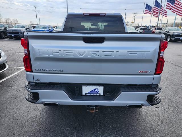 2022 Chevrolet Silverado 1500 LTD Vehicle Photo in GREEN BAY, WI 54304-5303