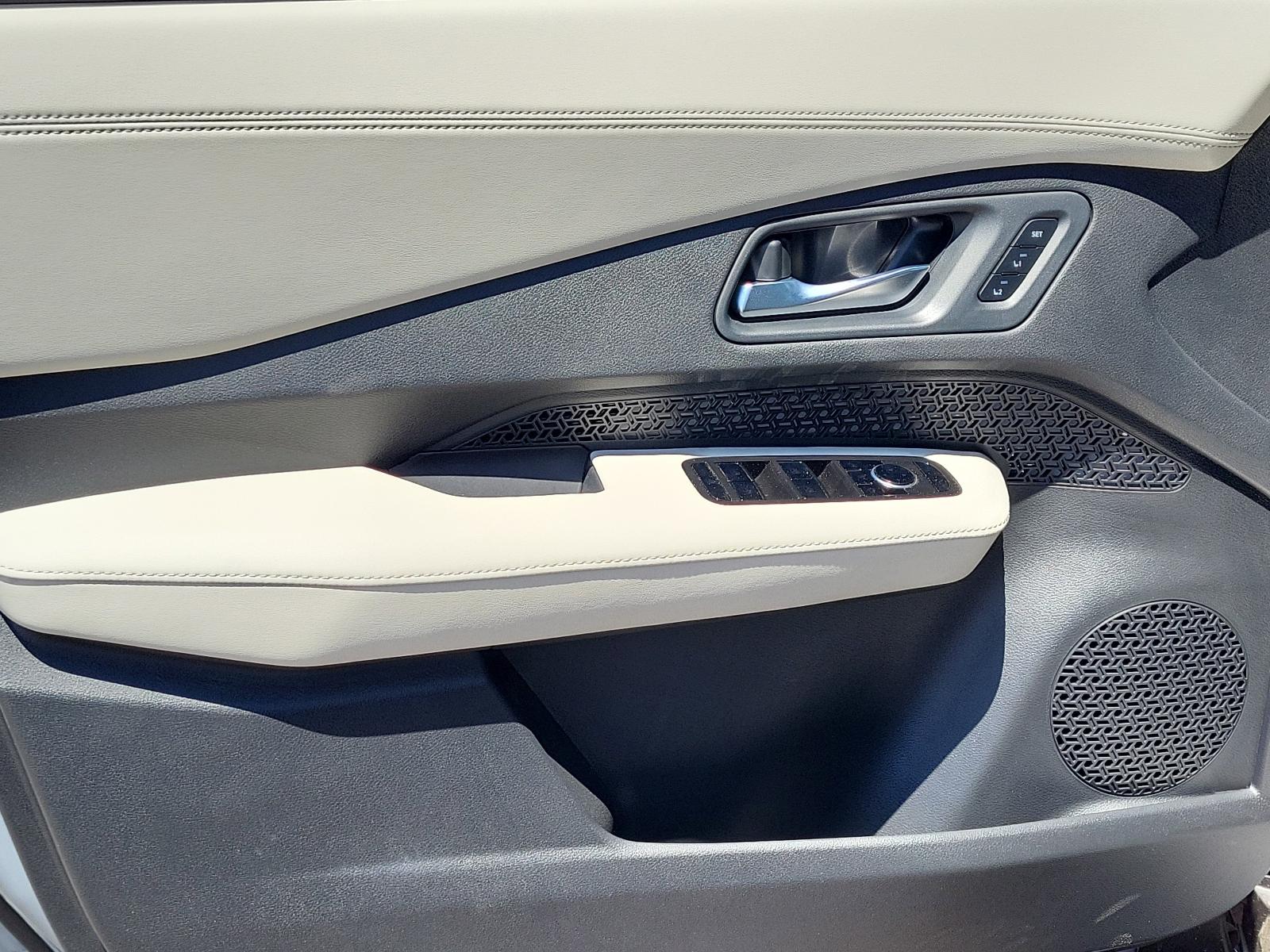 2025 Nissan ARIYA Vehicle Photo in Albuquerque, NM 87110