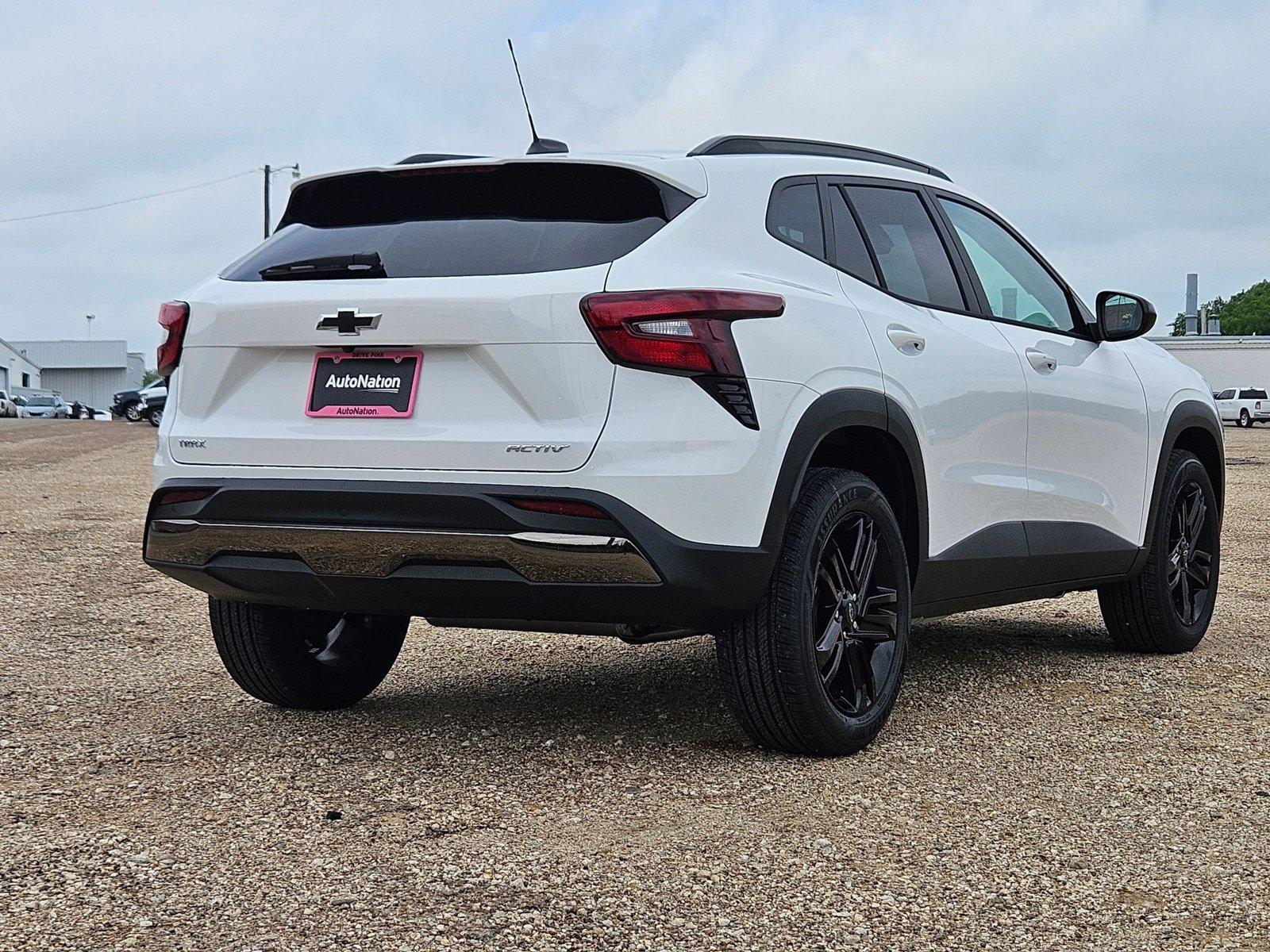 2025 Chevrolet Trax Vehicle Photo in WACO, TX 76710-2592