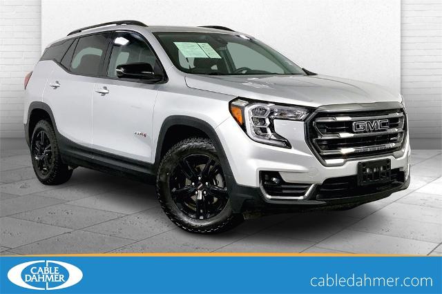 2022 GMC Terrain Vehicle Photo in Lees Summit, MO 64086