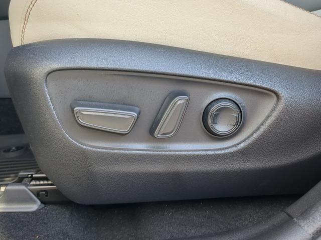 2020 Toyota RAV4 Vehicle Photo in Brunswick, GA 31525