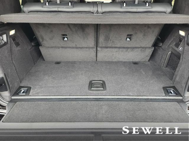 2025 BMW X7 xDrive40i Vehicle Photo in PLANO, TX 75024