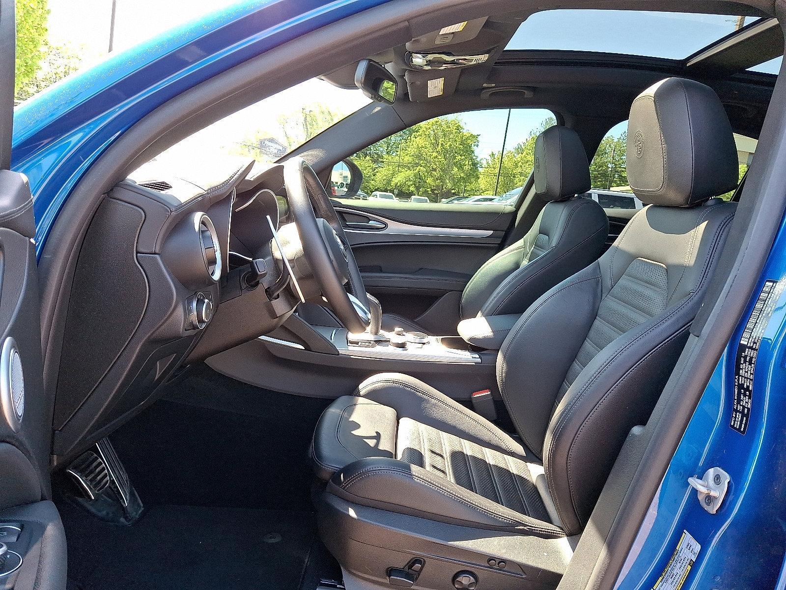 2022 Alfa Romeo Stelvio Vehicle Photo in Willow Grove, PA 19090