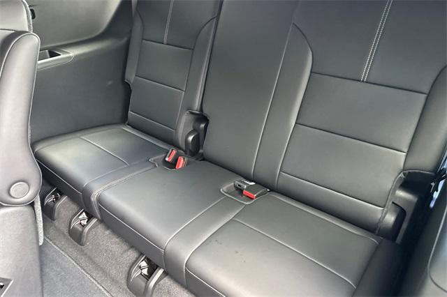 2025 GMC Acadia Vehicle Photo in ELK GROVE, CA 95757-8703