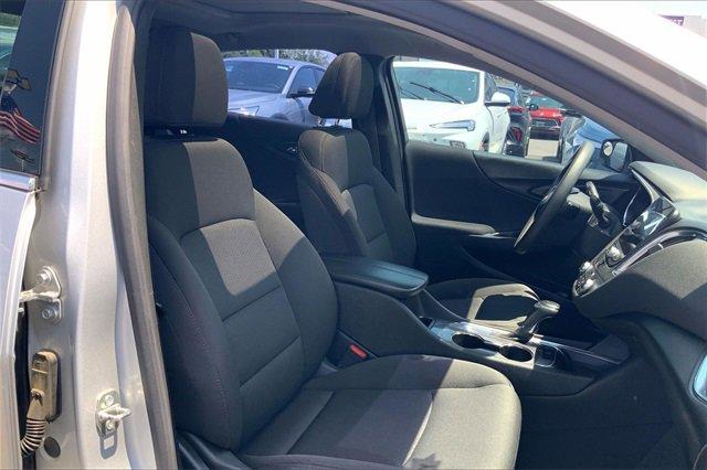 2020 Chevrolet Malibu Vehicle Photo in INDEPENDENCE, MO 64055-1377