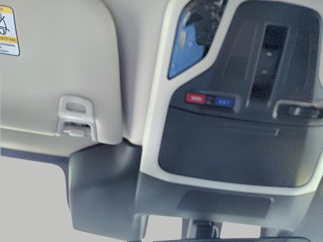 2025 Subaru Outback Vehicle Photo in Green Bay, WI 54304