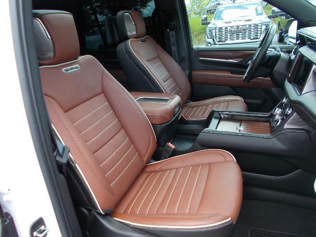 2023 GMC Yukon Vehicle Photo in LOWELL, MA 01852-4336